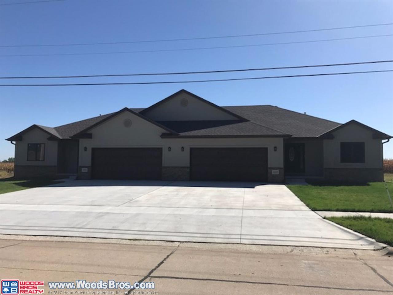 1019 Nobes - Photo 1