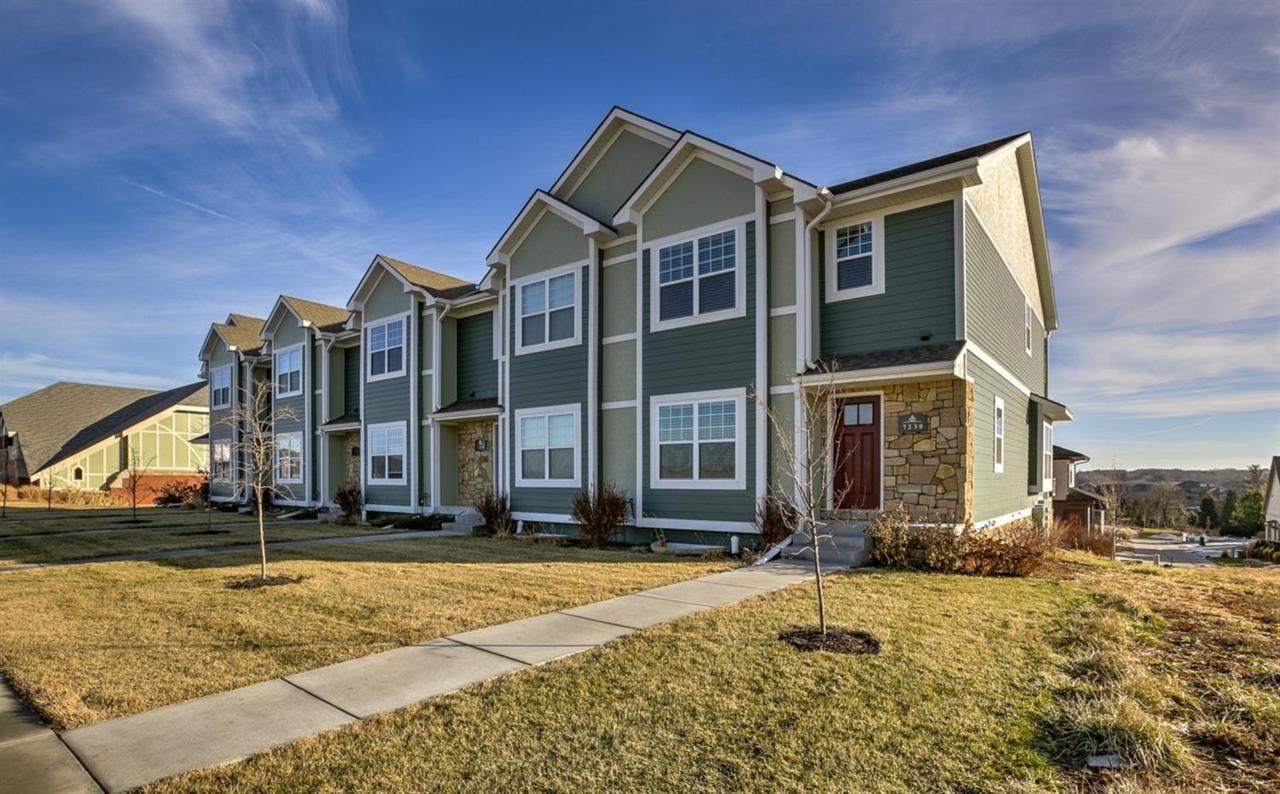 7218 Kentwell Lane - Photo 1