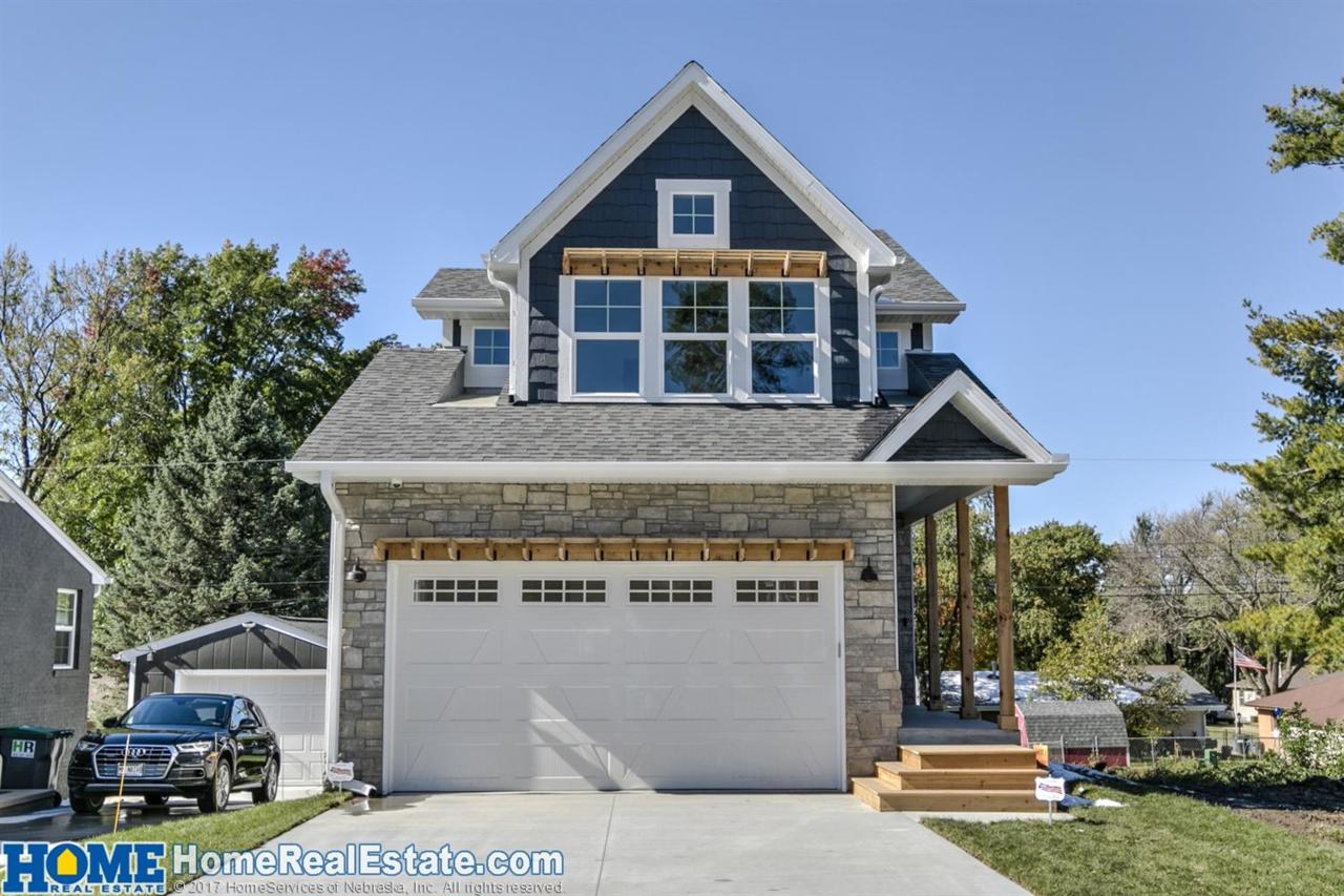 315 55th Street - Photo 1