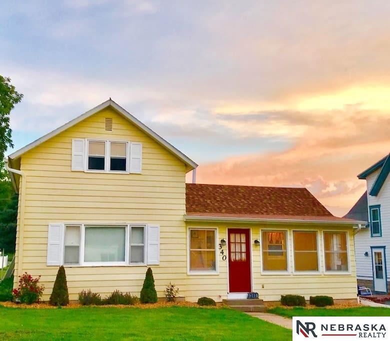 340 7th Street - Photo 1
