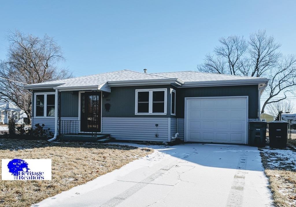 801 Hutchins Avenue - Photo 1
