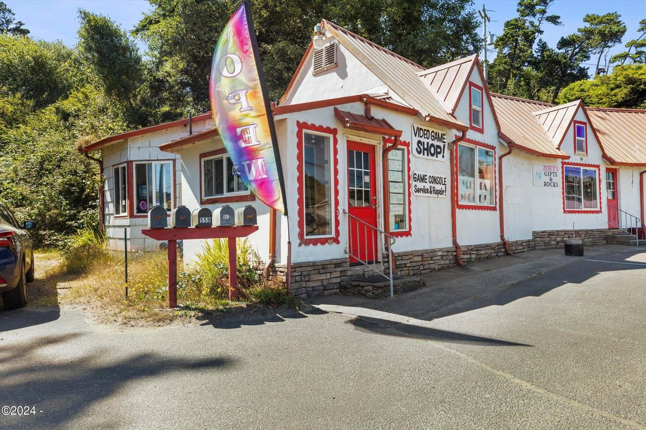 545 Highway 101 - Photo 1