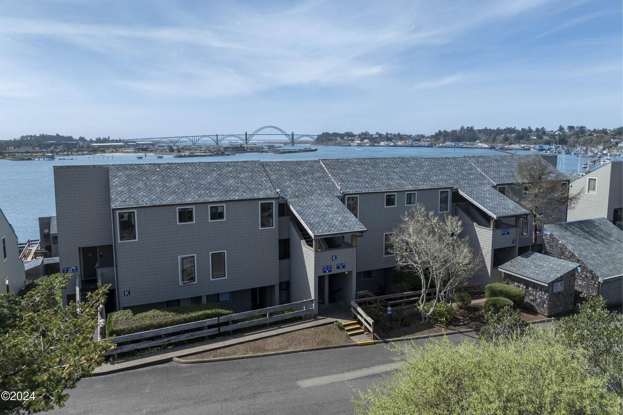 1000 Bay Boulevard - Photo 1