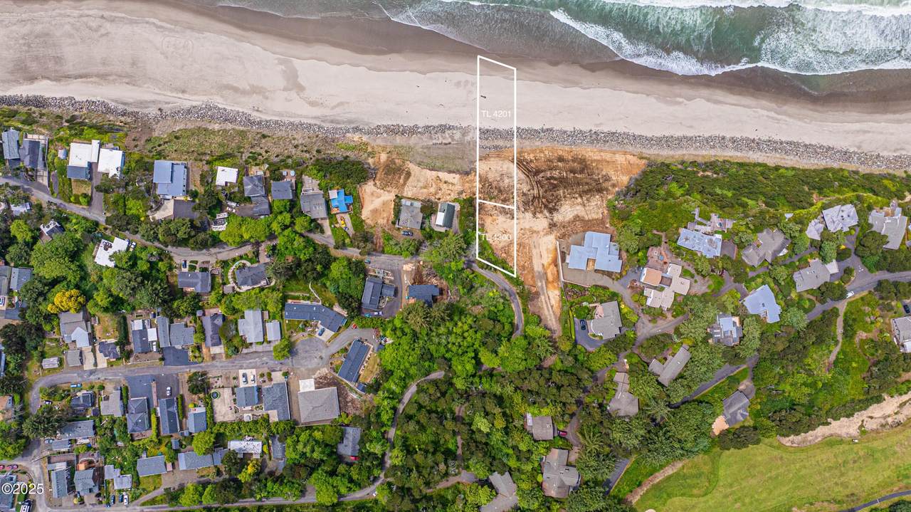 7375 Neptune Avenue - Photo 1