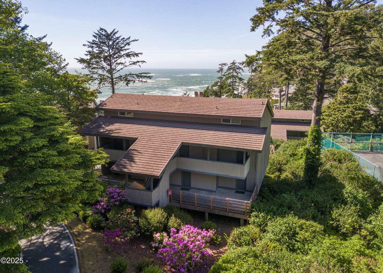 301 Otter Crest Drive - Photo 1