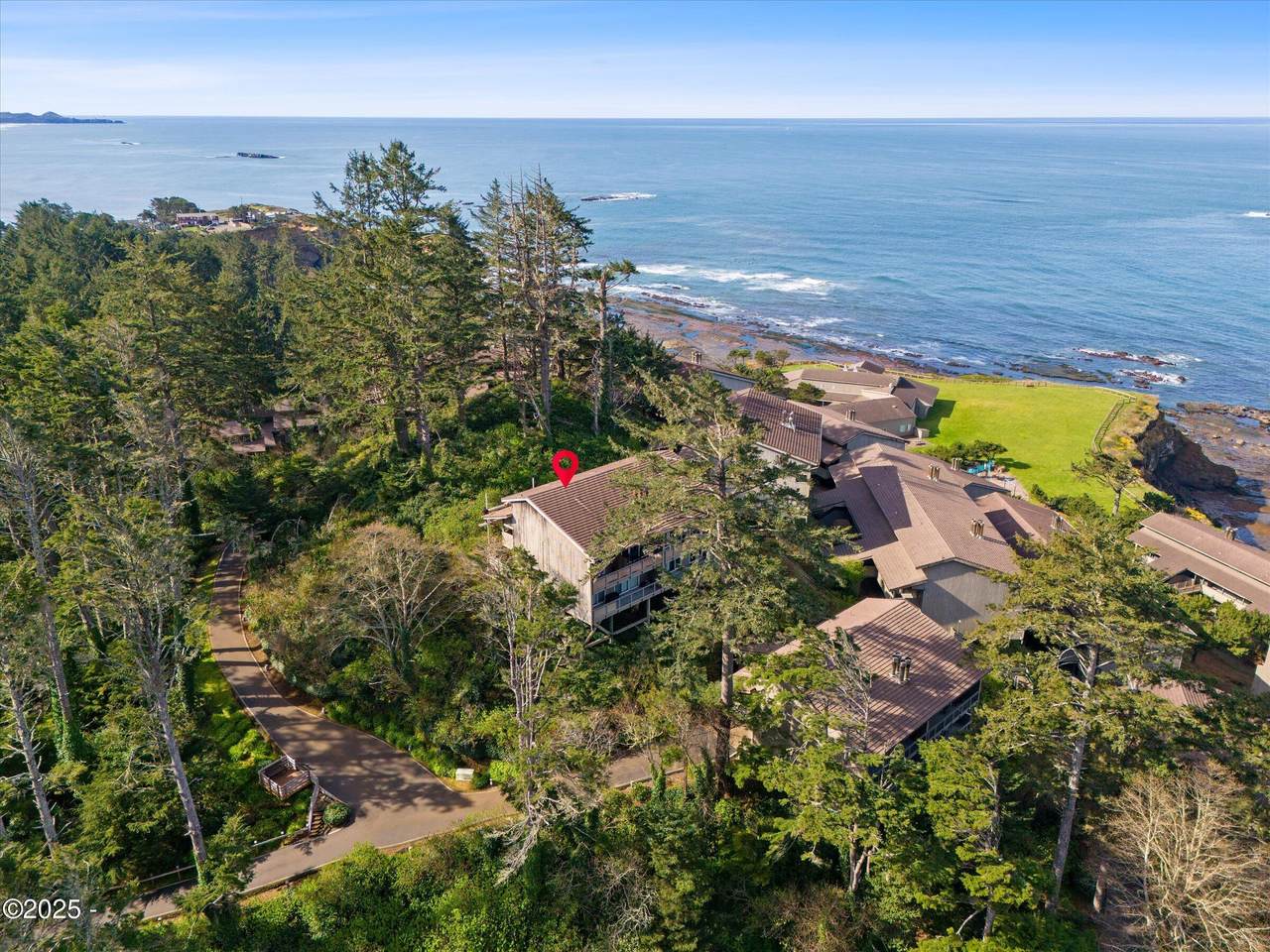 301 Otter Crest Dr - Photo 1