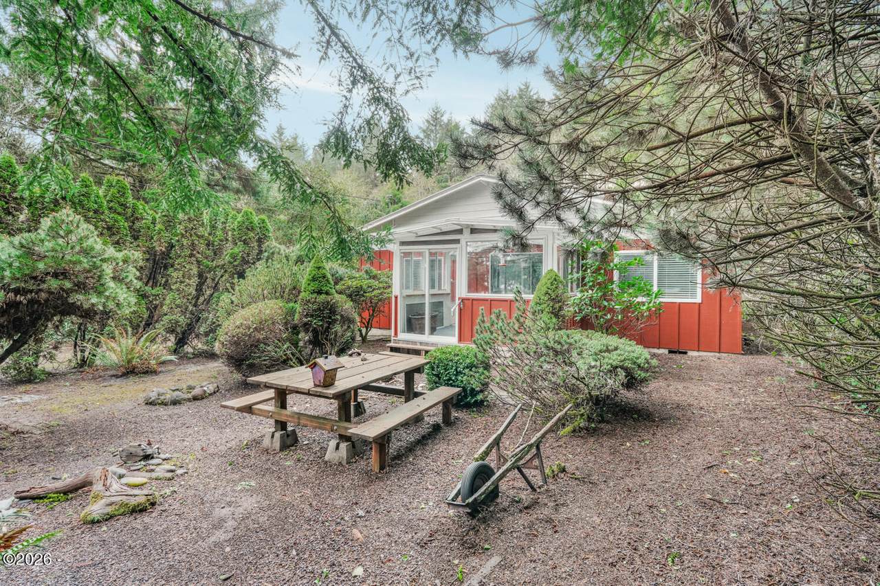 7470 Coast Highway - Photo 1
