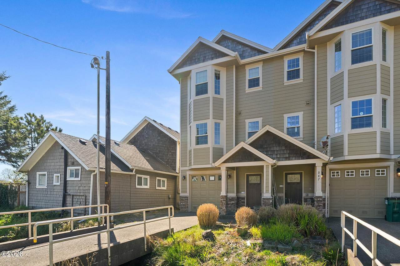 549 Front Street - Photo 1