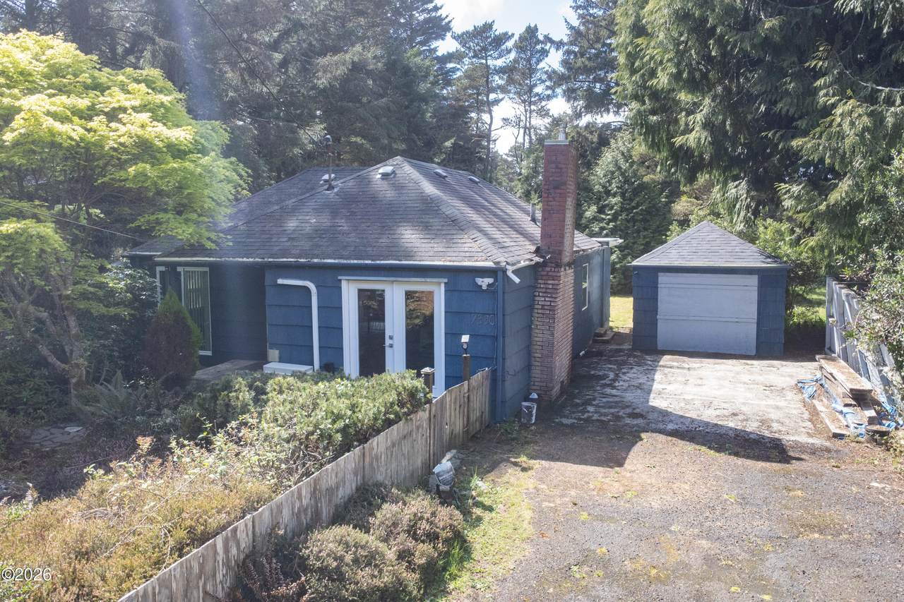 7380 Coast Highway - Photo 1