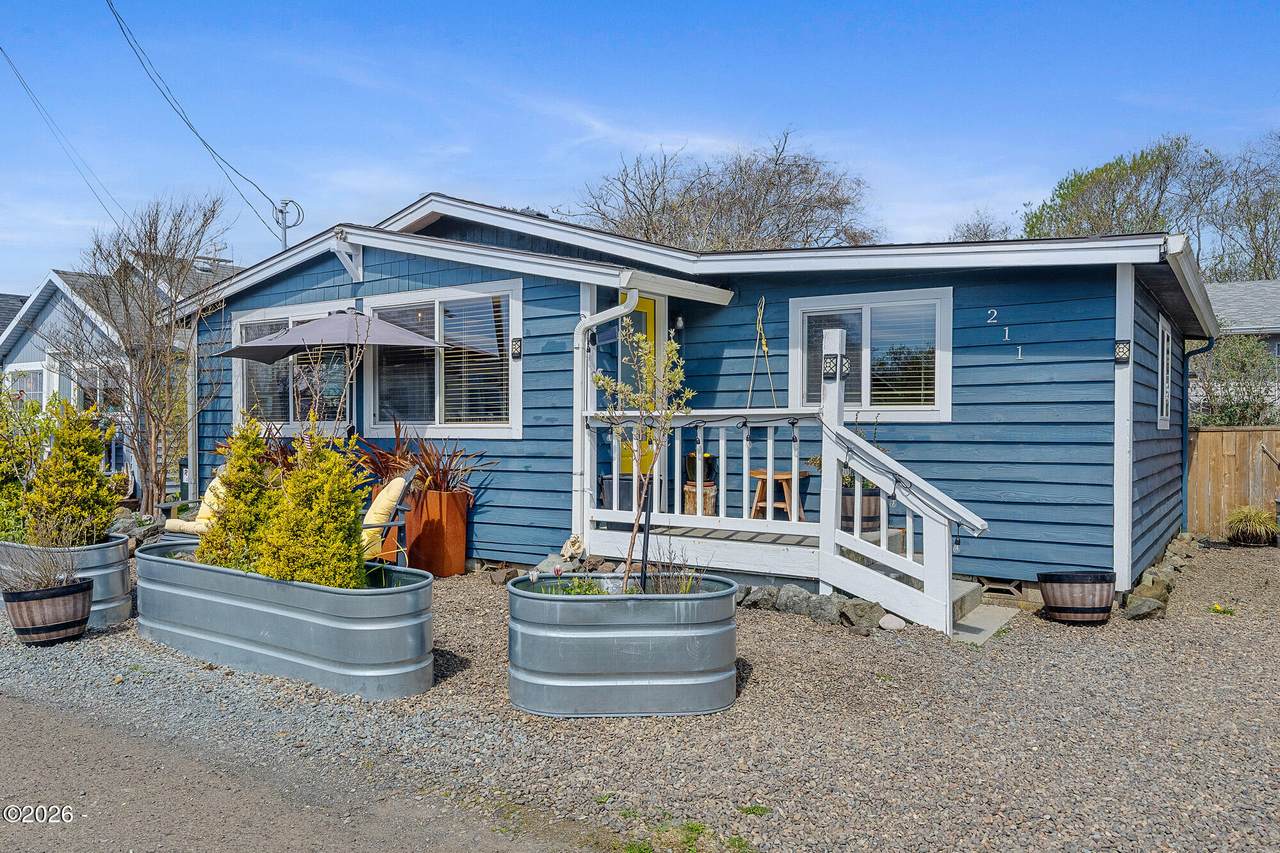 211 S 2Nd Avenue - Photo 1