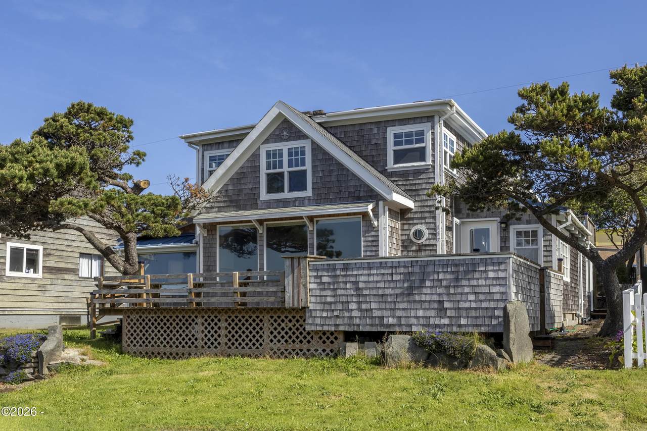 150 1st Street - Photo 1