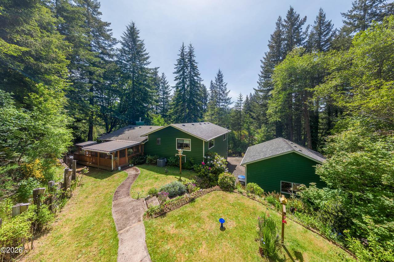 540 Westwood Terrace - Photo 1