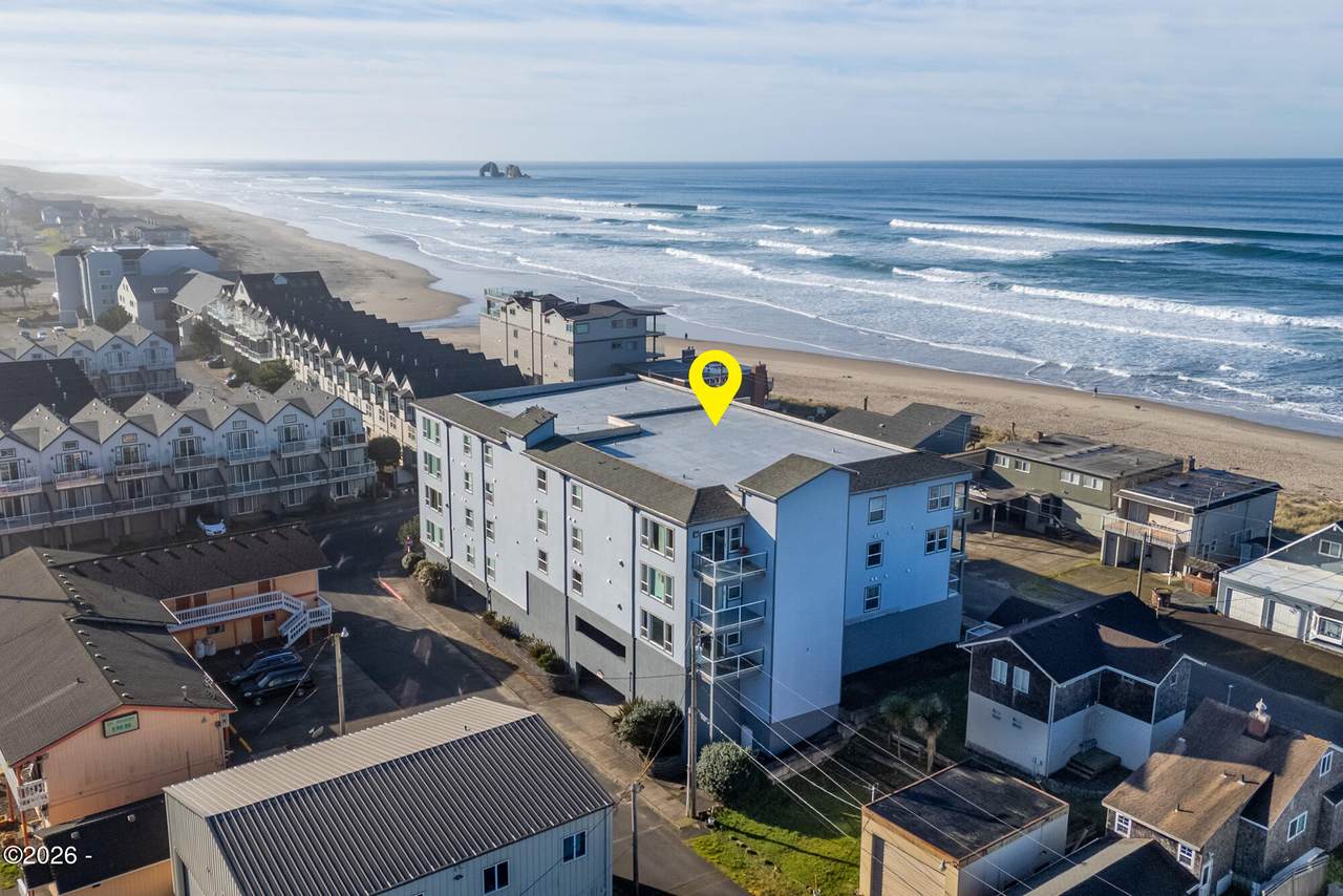 300 Pacific Street - Photo 1