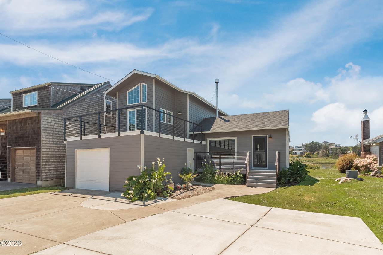 35120 Rueppell Avenue - Photo 1