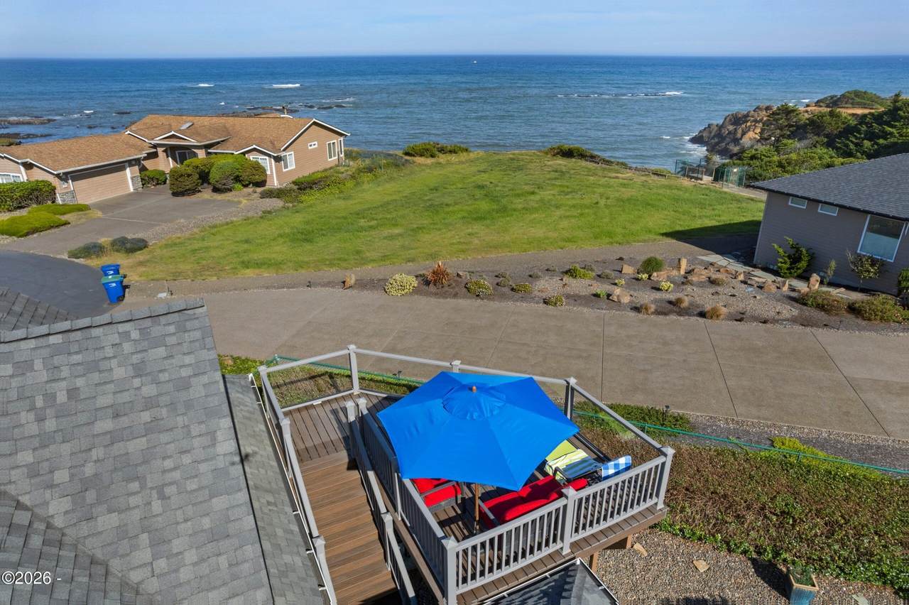 195 Fishing Rock Drive - Photo 1