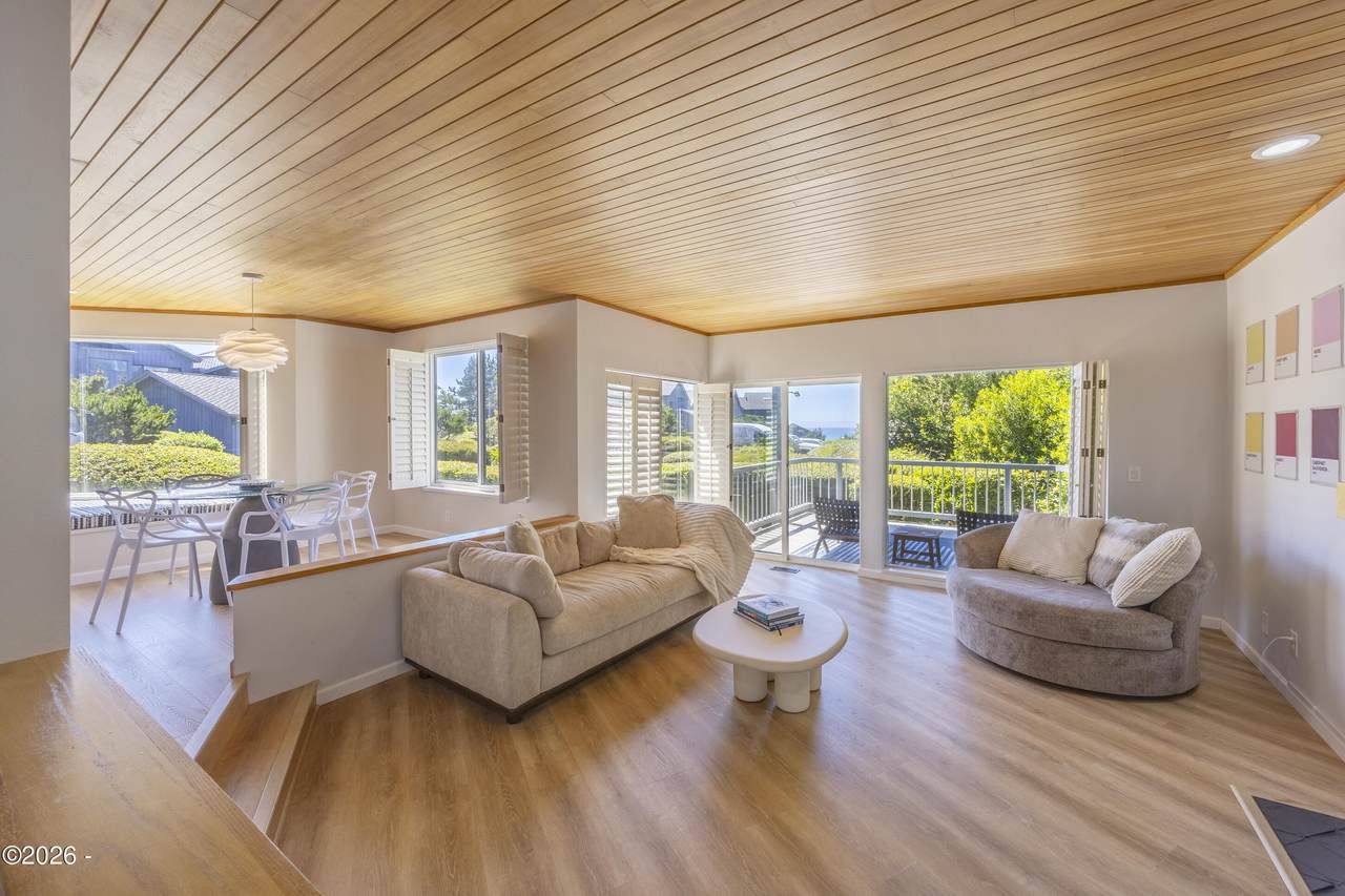 4175 Highway 101 - Photo 1