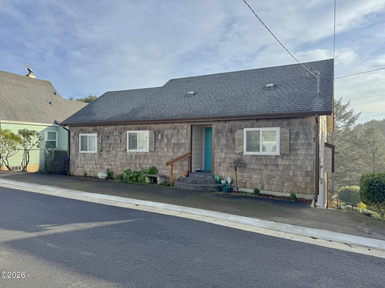 860 10th Street - Photo 1