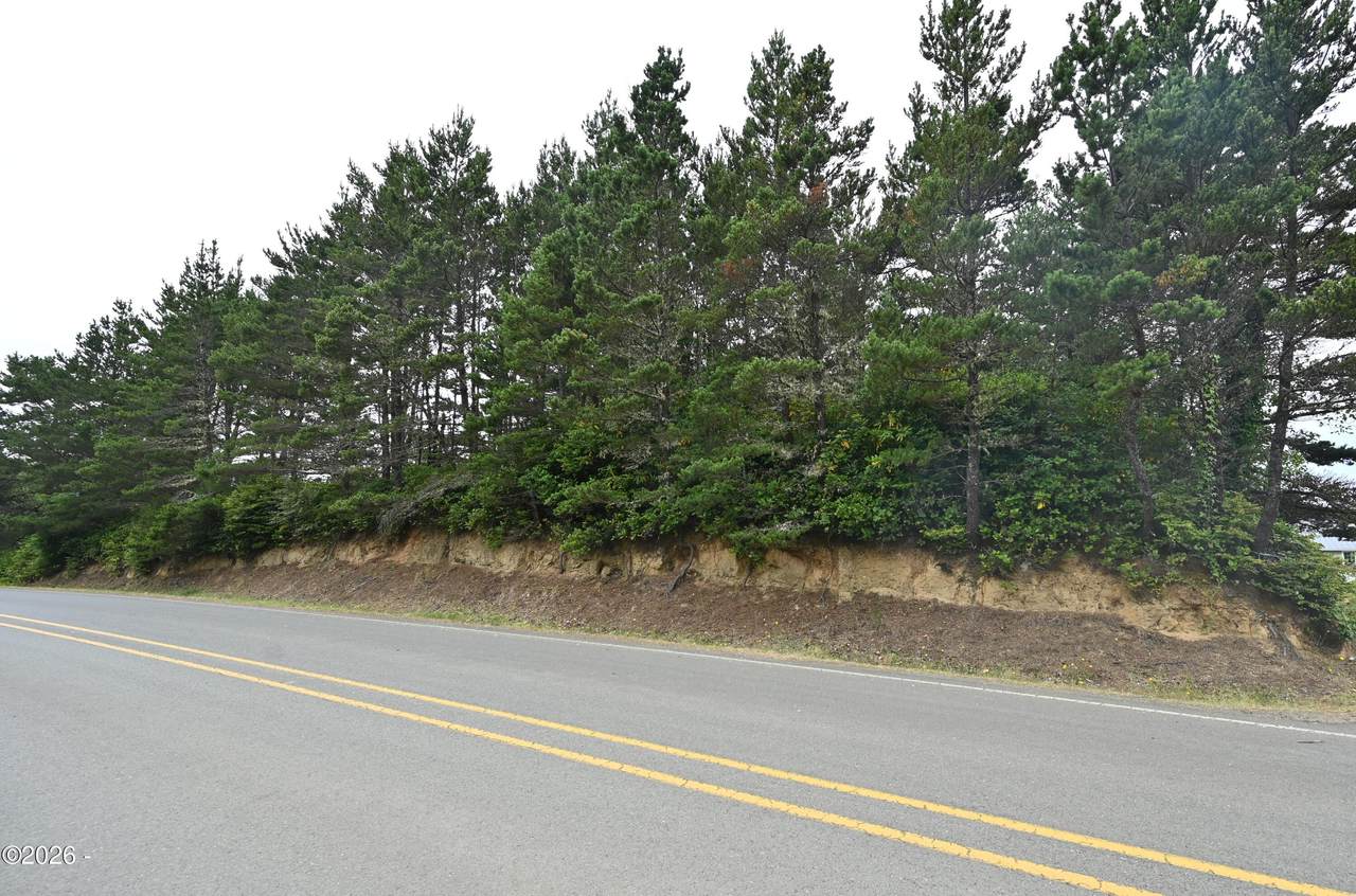 TL2200 Seal Rock Street - Photo 1
