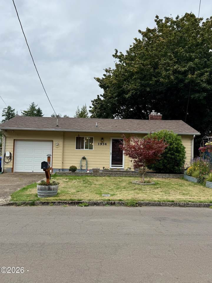 1934 Kauri Street - Photo 1
