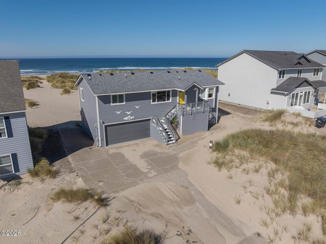 202 Oceania Drive - Photo 1