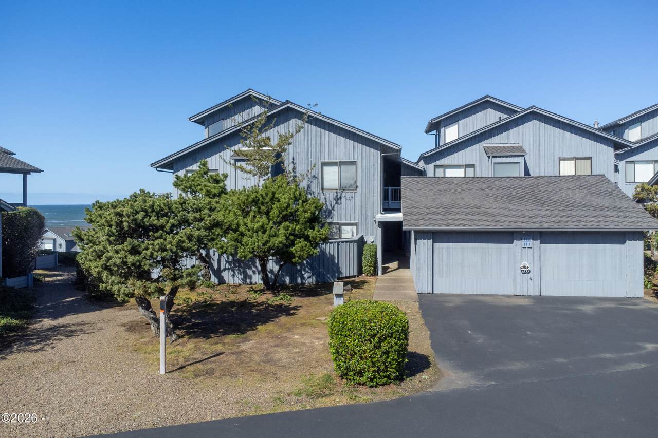 4175 Hwy 101 - Photo 1