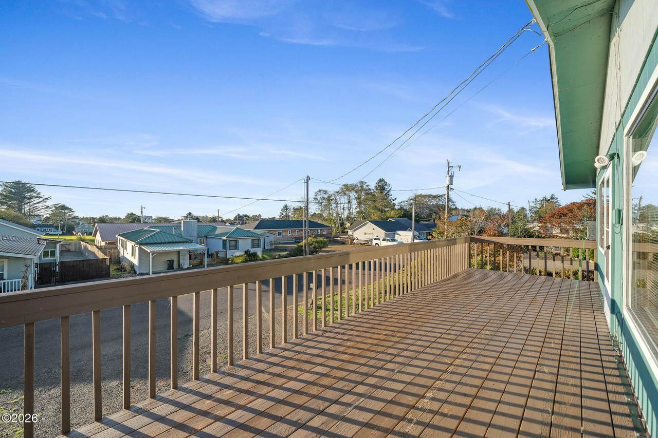 126 Harbor Street - Photo 1