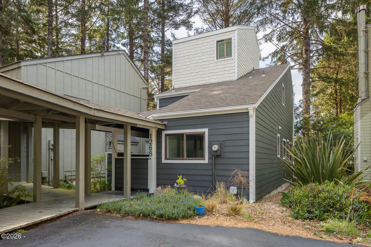 1268 Meadow Lane - Photo 1
