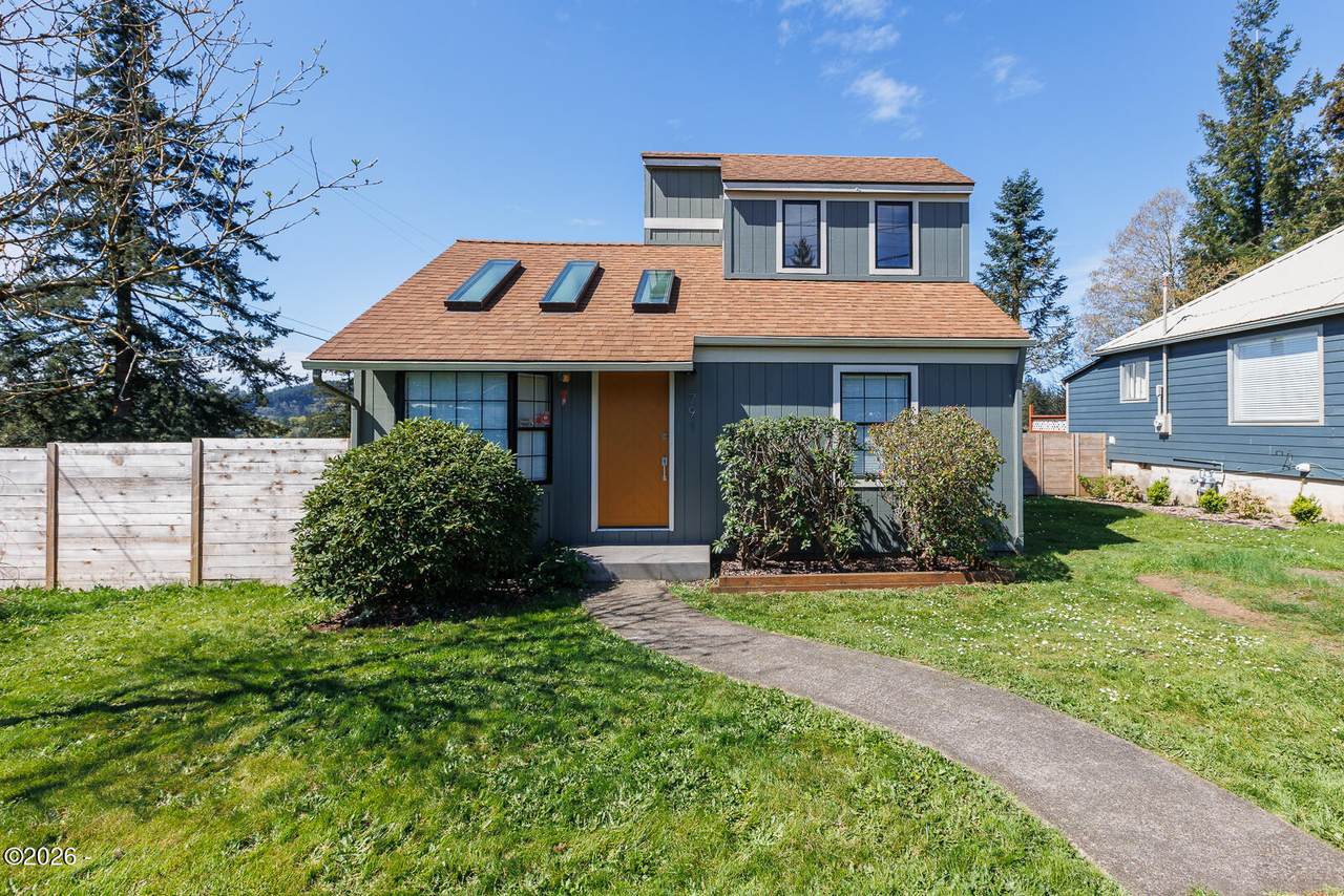791 Fir Street - Photo 1
