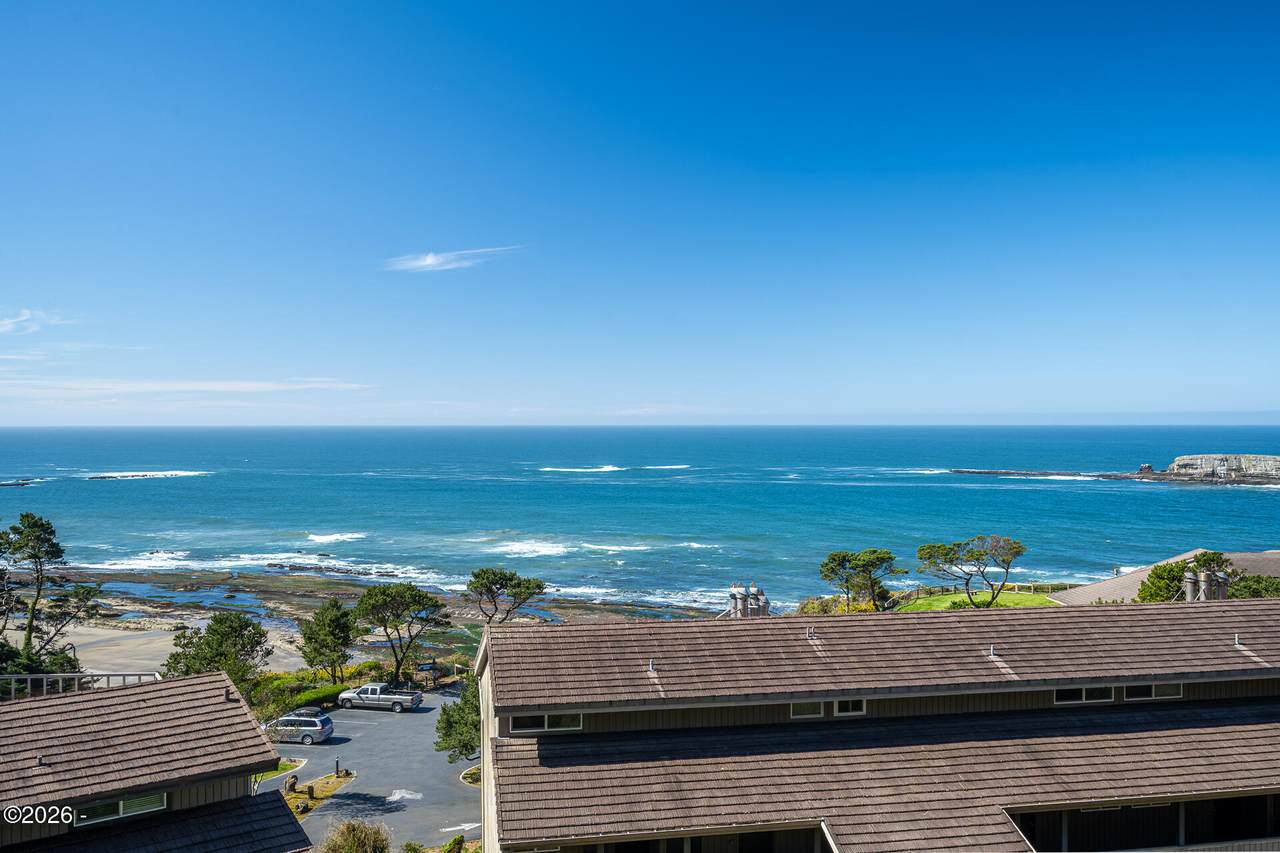 301 Otter Crest Drive - Photo 1