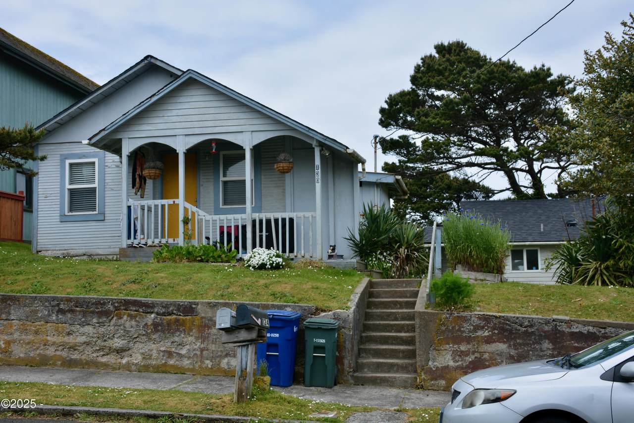 130 Brook Street - Photo 1