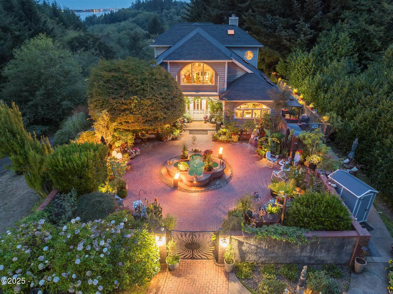 626 Bayview Loop - Photo 1