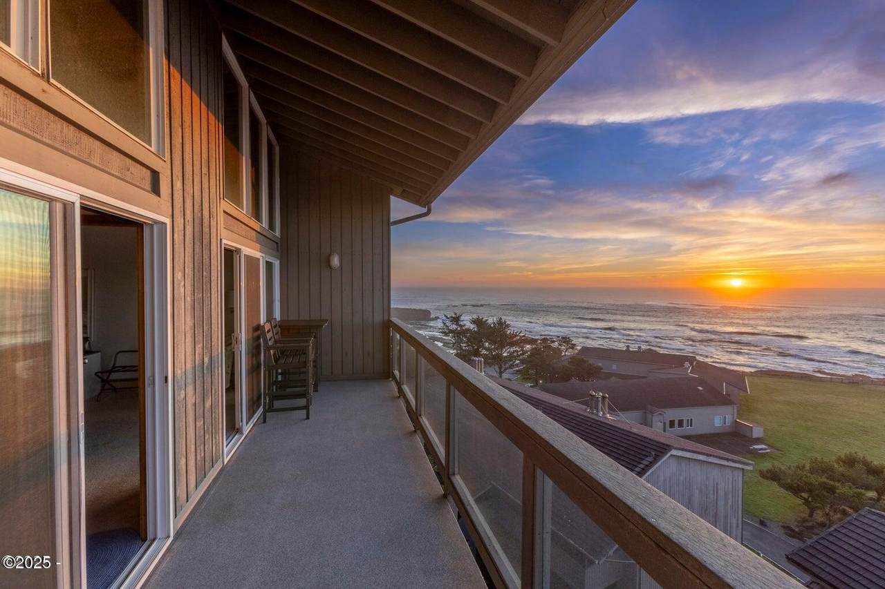 301 Otter Crest Drive - Photo 1