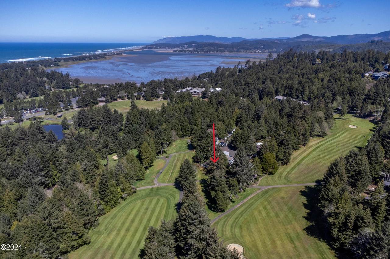 600 Island Drive 18 - Photo 1