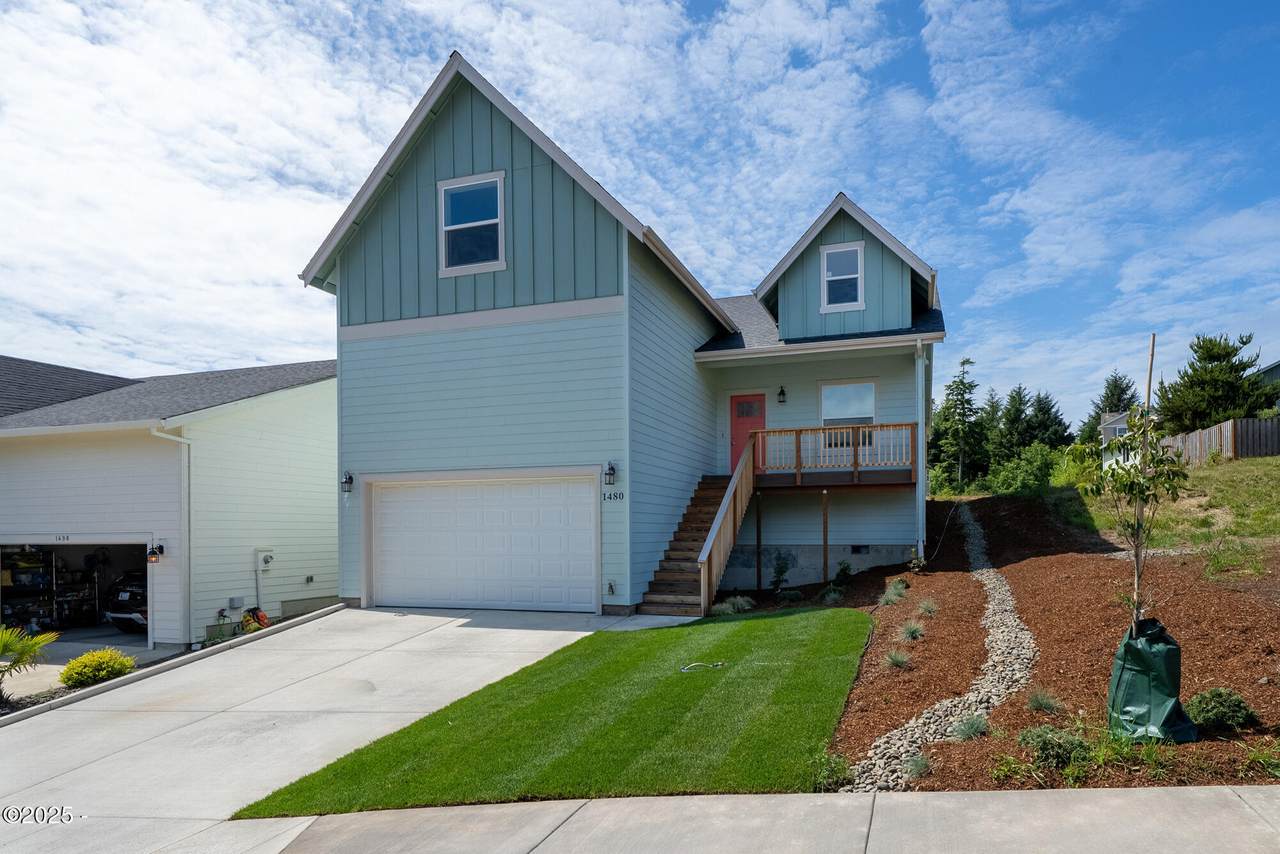 1480 Emerald Lane - Photo 1