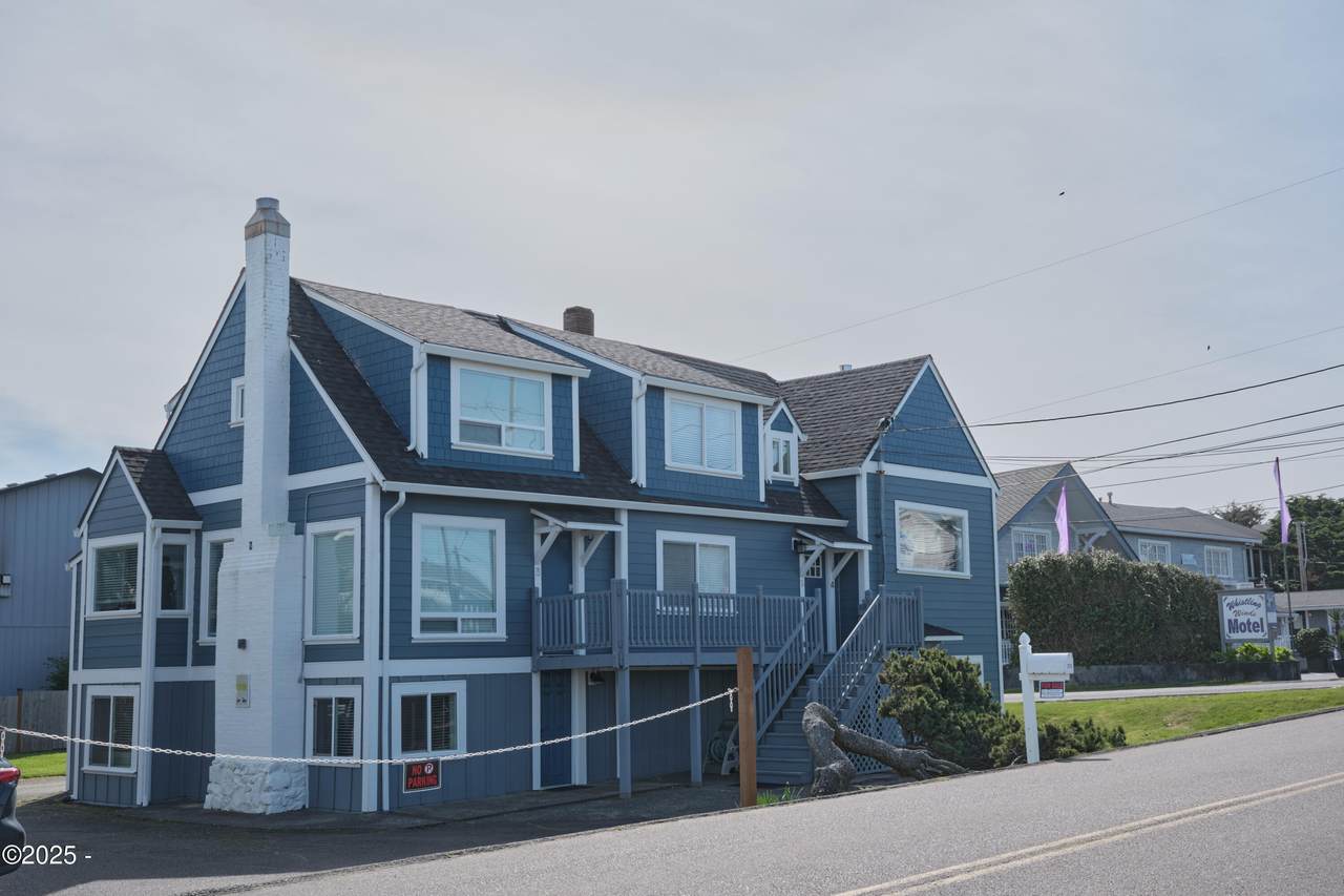 3310 Jetty Avenue - Photo 1