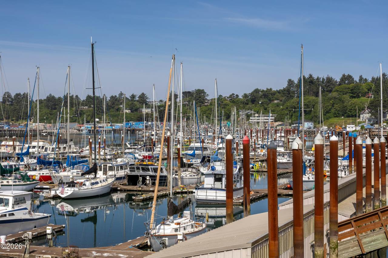 1000 Bay Boulevard - Photo 1