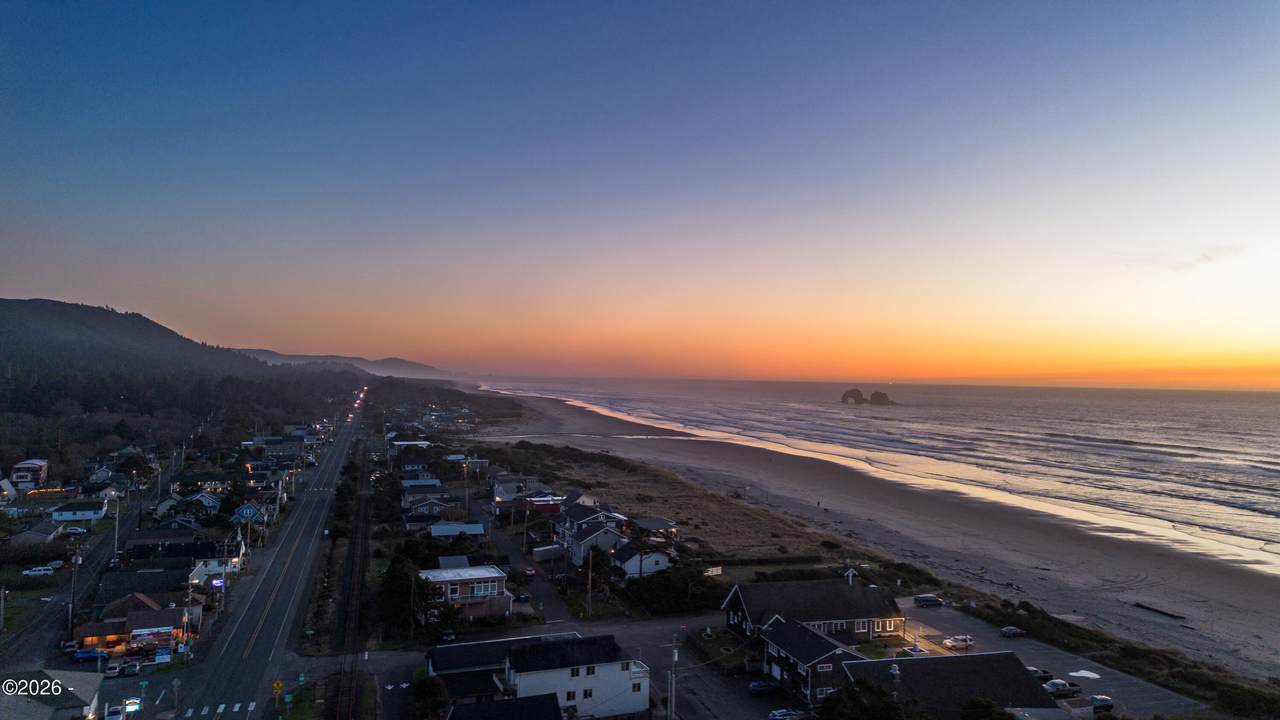 177 Dolphin Street - Photo 1