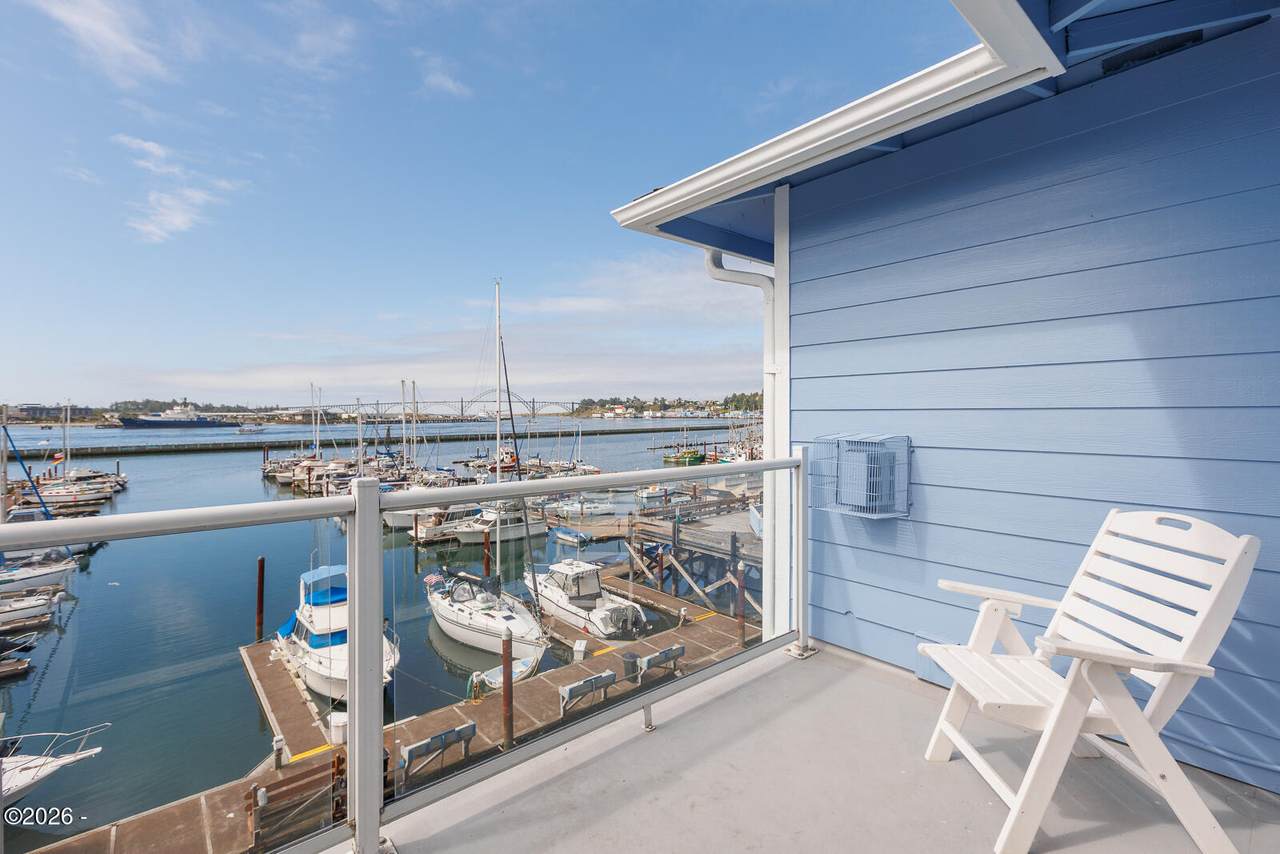890 Bay Boulevard - Photo 1