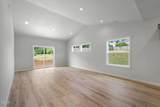 1480 Emerald Lane - Photo 16