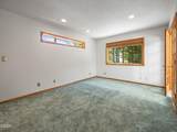 920 Highland Circle - Photo 33