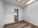 560 Siletz River Dr - Photo 33