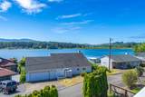 1017 Lake Drive - Photo 4