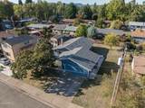 925 Viewmont Avenue - Photo 34