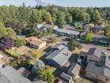 925 Viewmont Avenue - Photo 37