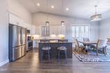 5294 Voyage Avenue - Photo 2