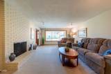 2840 Summer Street - Photo 11
