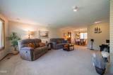 2840 Summer Street - Photo 9
