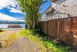 1017 Lake Drive - Photo 9