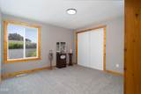 315 El Pino Avenue - Photo 17