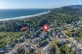 5294 Voyage Avenue - Photo 46